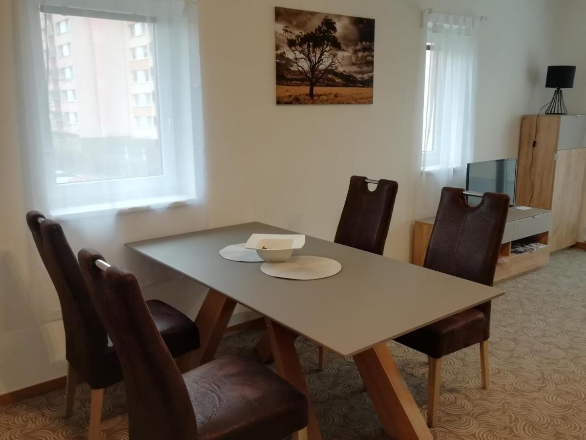 Apartmany U Stribrnych Градец-Кралове Экстерьер фото